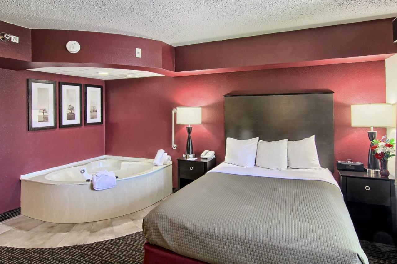 Blossom Hotel & Suites Τράβερς Σίτι Εξωτερικό φωτογραφία
