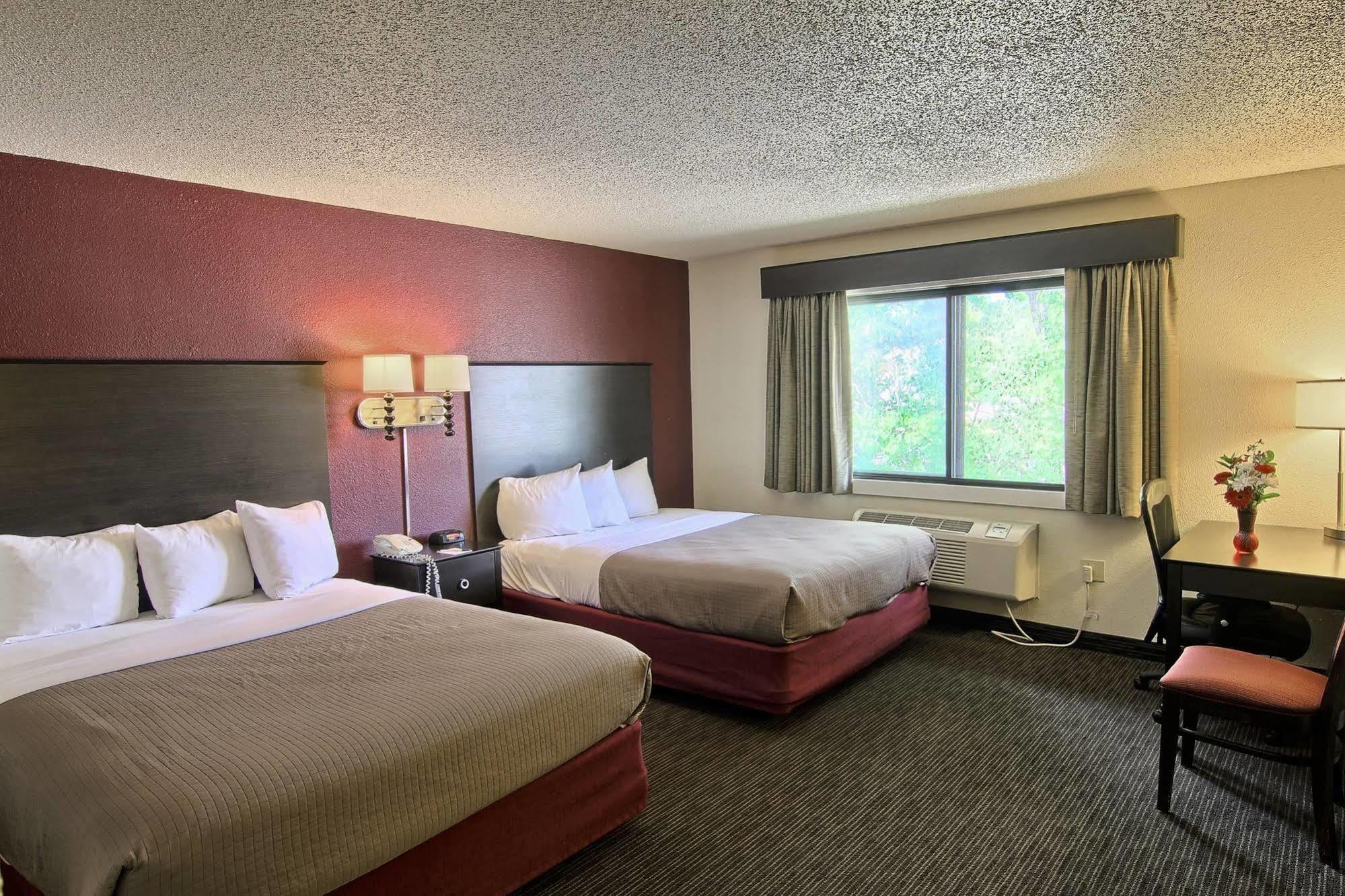 Blossom Hotel & Suites Τράβερς Σίτι Εξωτερικό φωτογραφία