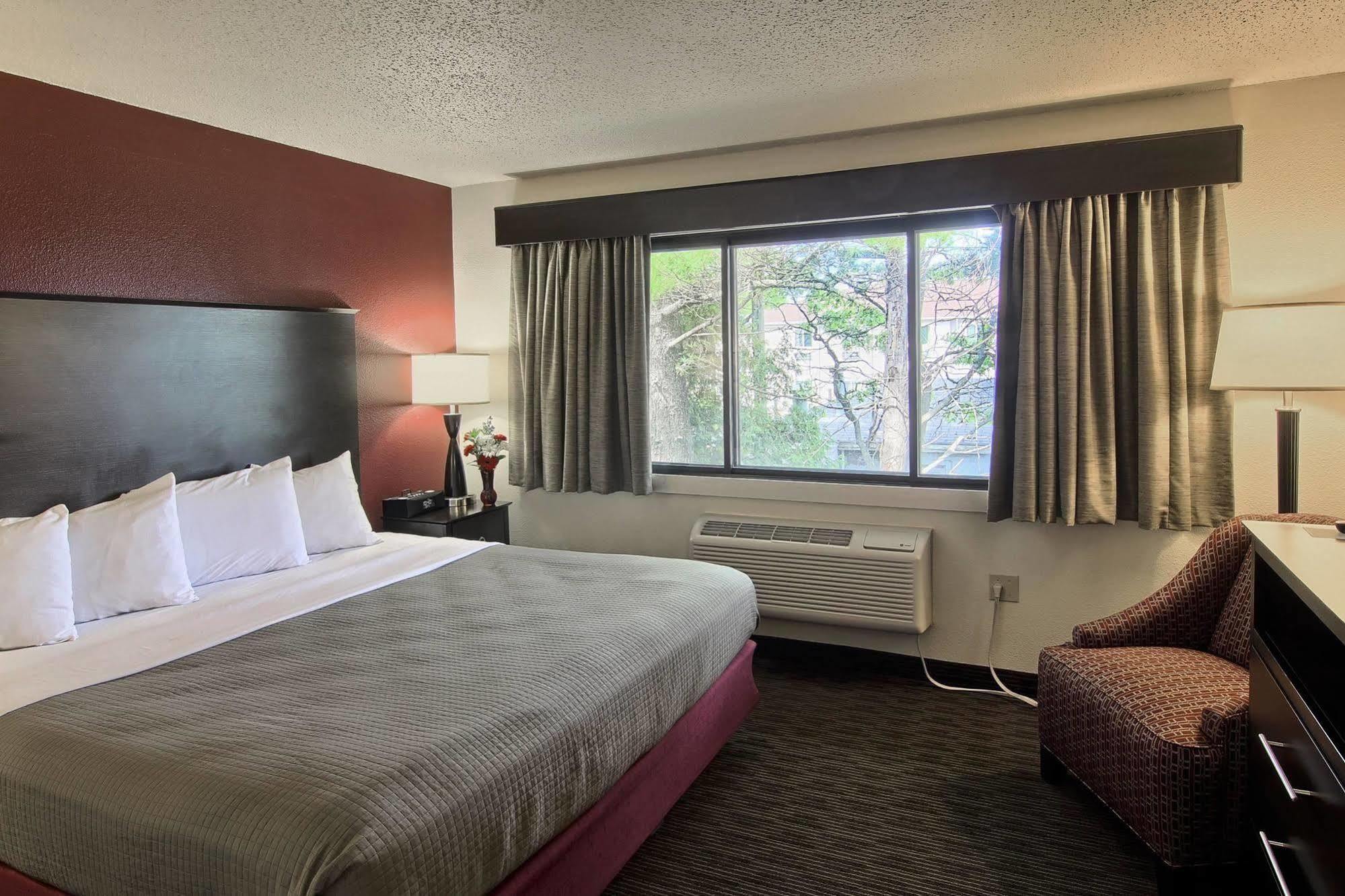 Blossom Hotel & Suites Τράβερς Σίτι Εξωτερικό φωτογραφία